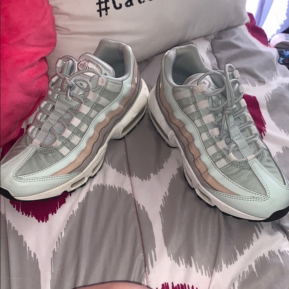 Nike Airmax 95s pink - Picture 5 of 7